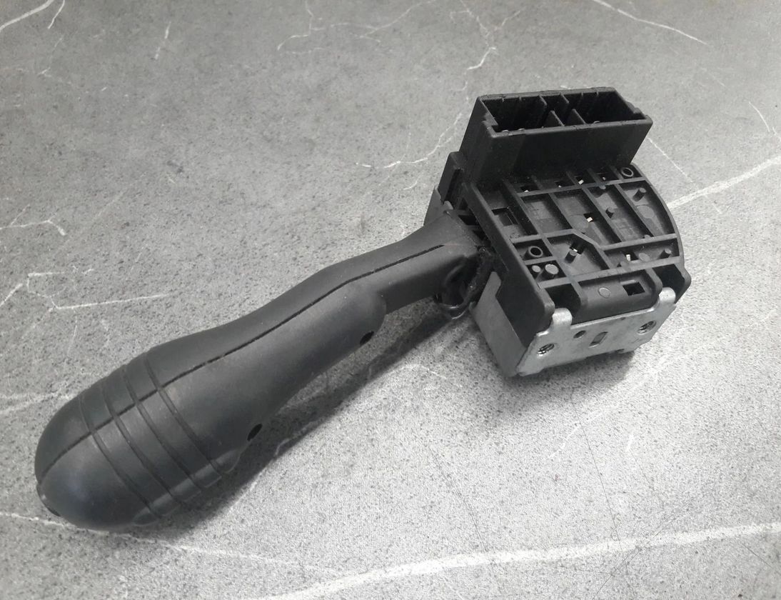 CITROËN AX 1 generation (1986-1998) Ovládanie stieračov 9753366080 30172493