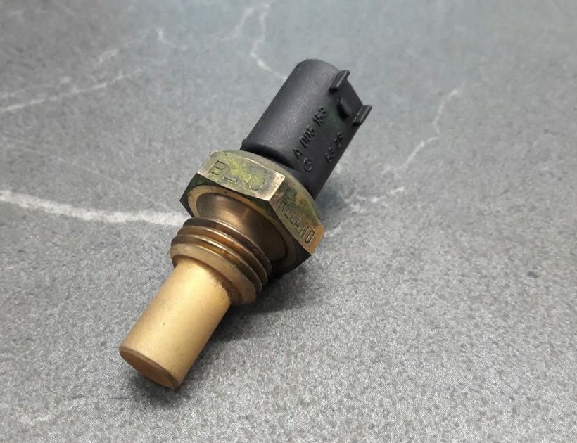 MERCEDES-BENZ C-Class W202/S202 (1993-2001) Датчик температуры наружного воздуха A0051536328 30173668