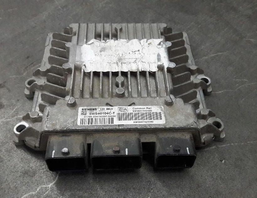 PEUGEOT 307 1 generation (2001-2008) Блок управления двигателем 5WS40104CT 30178124