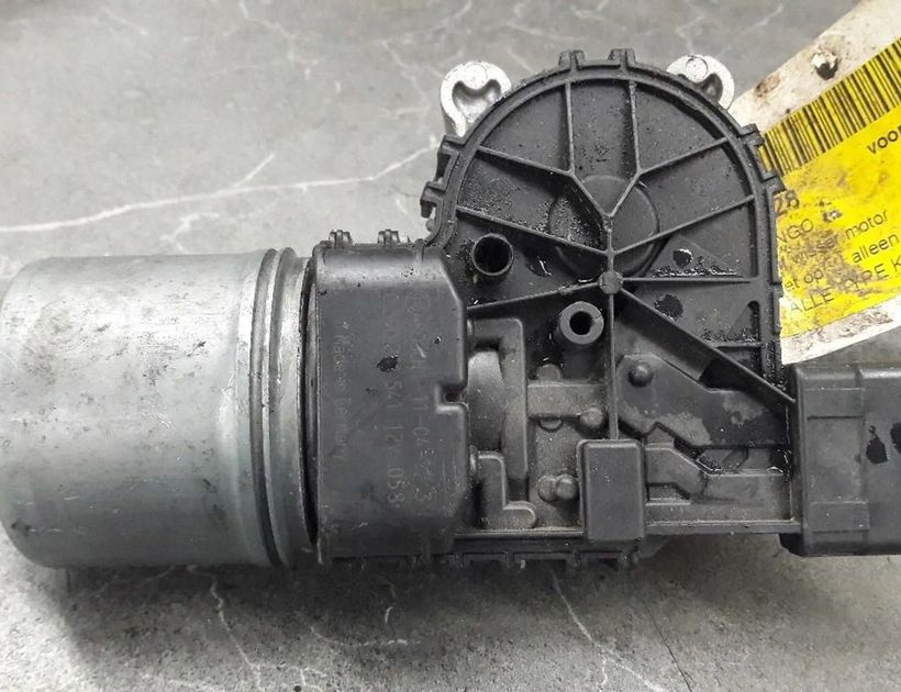 RENAULT Twingo 2 generation (2007-2014) Двигатель стеклоочистителей 0390241541 30178971