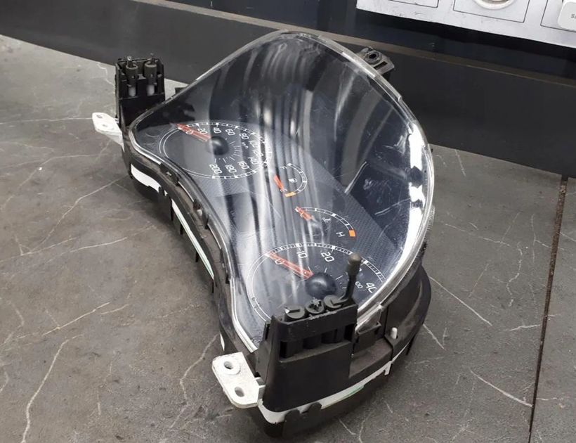 FIAT Punto 3 generation (2005-2020) Speedometer 555000460104 30179204