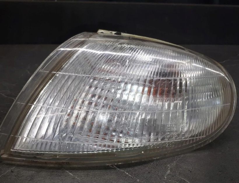 HYUNDAI Lantra J2 (1995-2000) Predné ľavé smerové svetlo 92301290 30181076