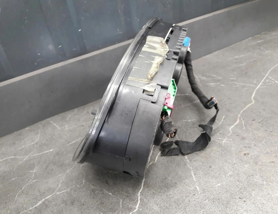 SEAT Leon 1 generation (1999-2005) Speedometer 88311292 30181441