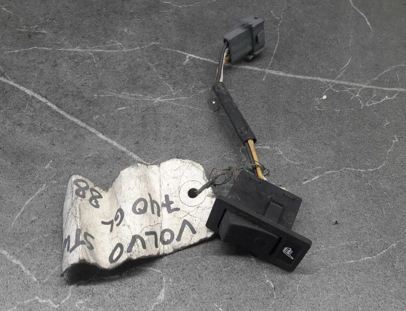 VOLVO 740 1 generation (1983-1992) Кнопки управления правым сиденьем 30185453