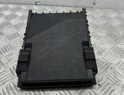 VOLKSWAGEN Passat B6 (2005-2010) Pojistková skrinka 1k0937132 21516596