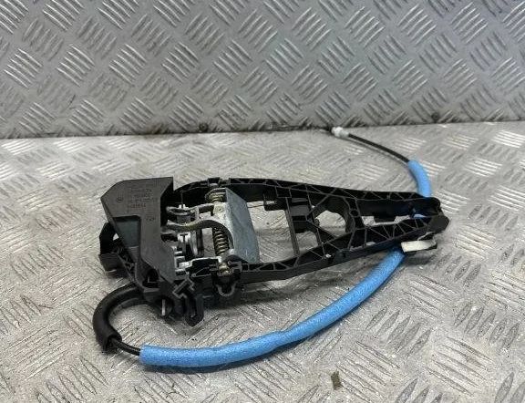 BMW X5 F15 (2013-2018) Rám vnútorného kľučky ľavých zadných dverí 20803610 30502056