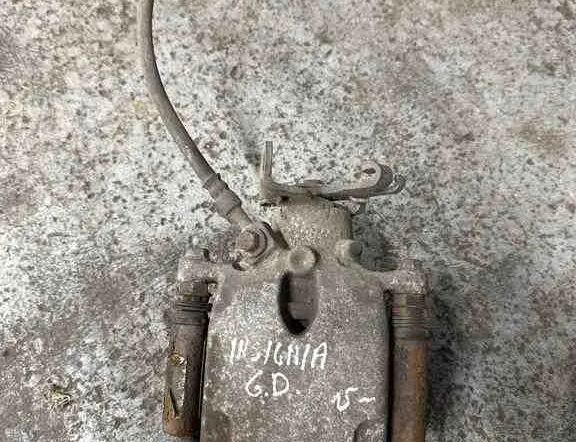 OPEL Insignia A (2008-2016) задний правый суппорт 32411741