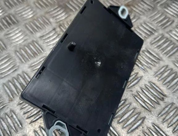 LAND ROVER Discovery 4 generation (2009-2016) Poistková skrinka 71739084,1501260246,73707551,EH2214Q073AA 32822543