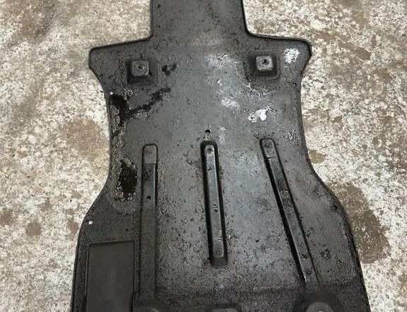 VOLKSWAGEN Touareg 2 generation (2010-2018) Gearbox Underbody Cover 7L0825231ab 32853729