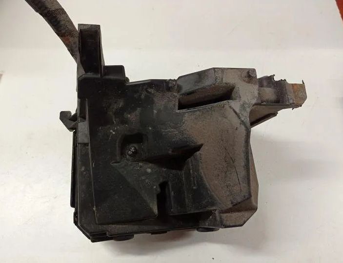 RENAULT Megane 2 generation (2002-2012) Pojistková skrinka 8200681562 27039426