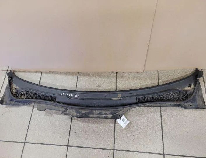 VOLVO V50 1 generation (2003-2012) Front Wiper Cowl Trim 30745377 27069218