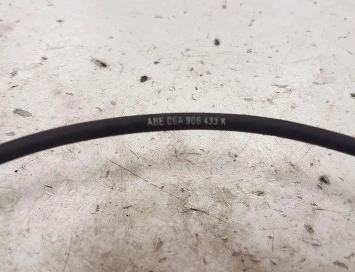 VOLKSWAGEN Passat B6 (2005-2010) Crankshaft Position Sensor 06A906433K 27085571