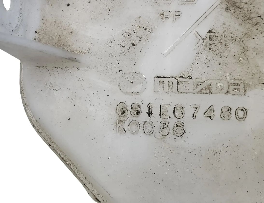 MAZDA 6 GH (2007-2013) Nádrž na ostrekovač okien GS1E67480 27518269