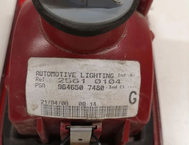 PEUGEOT 407 1 generation (2004-2010) Ľavé zadné svetlo na kufri 25610104 28619278