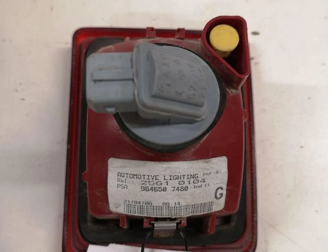 PEUGEOT 407 1 generation (2004-2010) Ľavé zadné svetlo na kufri 25610104 28619278