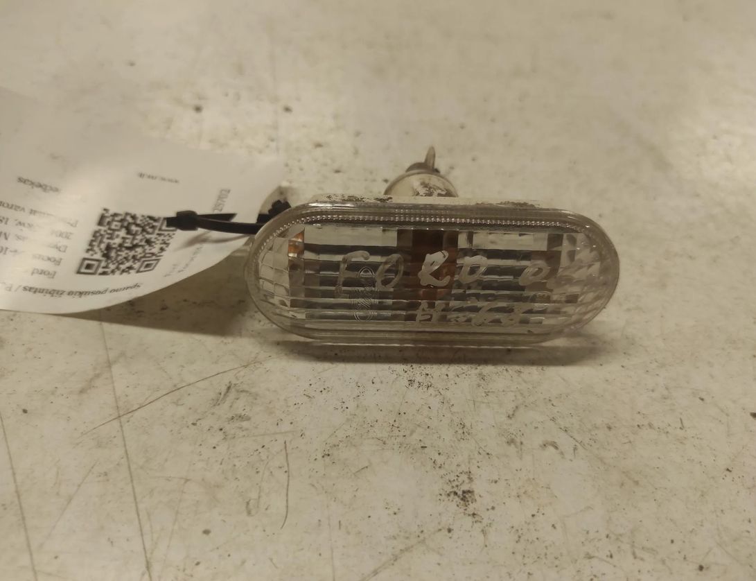 FORD Focus 2 generation (2004-2011) Ľavý predný blatníkový smerový svetlomet 4M5A13K309AA 28635559