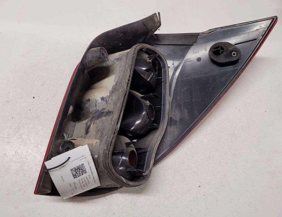 RENAULT Laguna 2 generation (2001-2007) Ľavé zadné koncové svetlo 2347 28653247