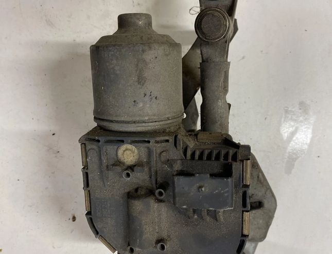 PEUGEOT 407 1 generation (2004-2010) Wiper motor 3397020605 28738302