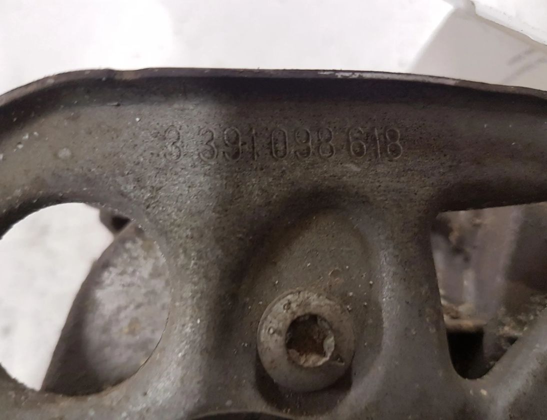 PEUGEOT 406 1 generation (1995-2004) Front Windshield Wiper Mechanism 0390241721 28750539