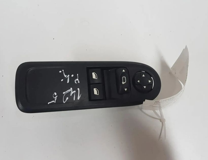 CITROËN C3 2 generation (2009-2016) Кнопка стеклоподъемника передней левой двери 28755515