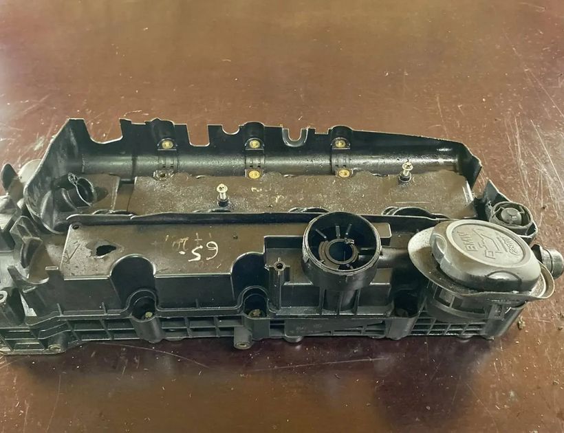 BMW 3 Series E90/E91/E92/E93 (2004-2013) Крышка клапана 7797613 28758554