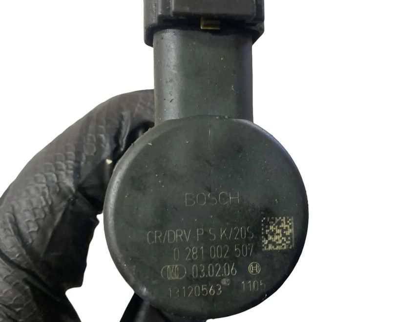 OPEL Vectra C (2002-2005) Palivová lišta 55200251 28782271