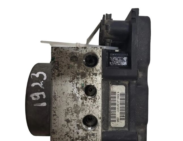 DACIA Logan 1 generation (2004-2012) ABS čerpadlo 0265801018 28788451