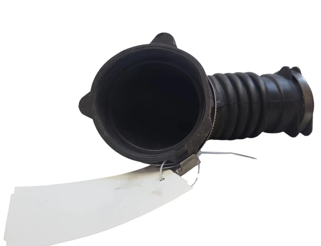 OPEL Astra K (2015-2021) шланг радиатора интеркулера 70583949 28812656