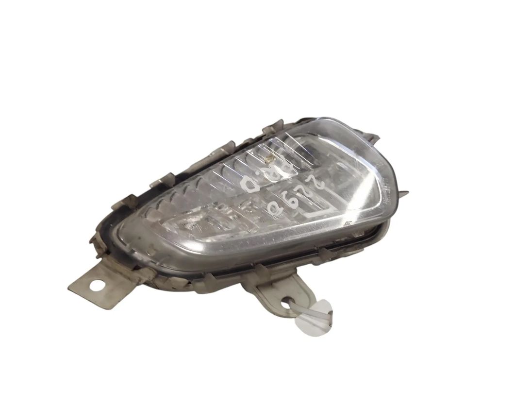 VOLVO V40 Cross Country 1 generation (2012-2020) Противотуманка бампера передняя правая 31395922 28818350