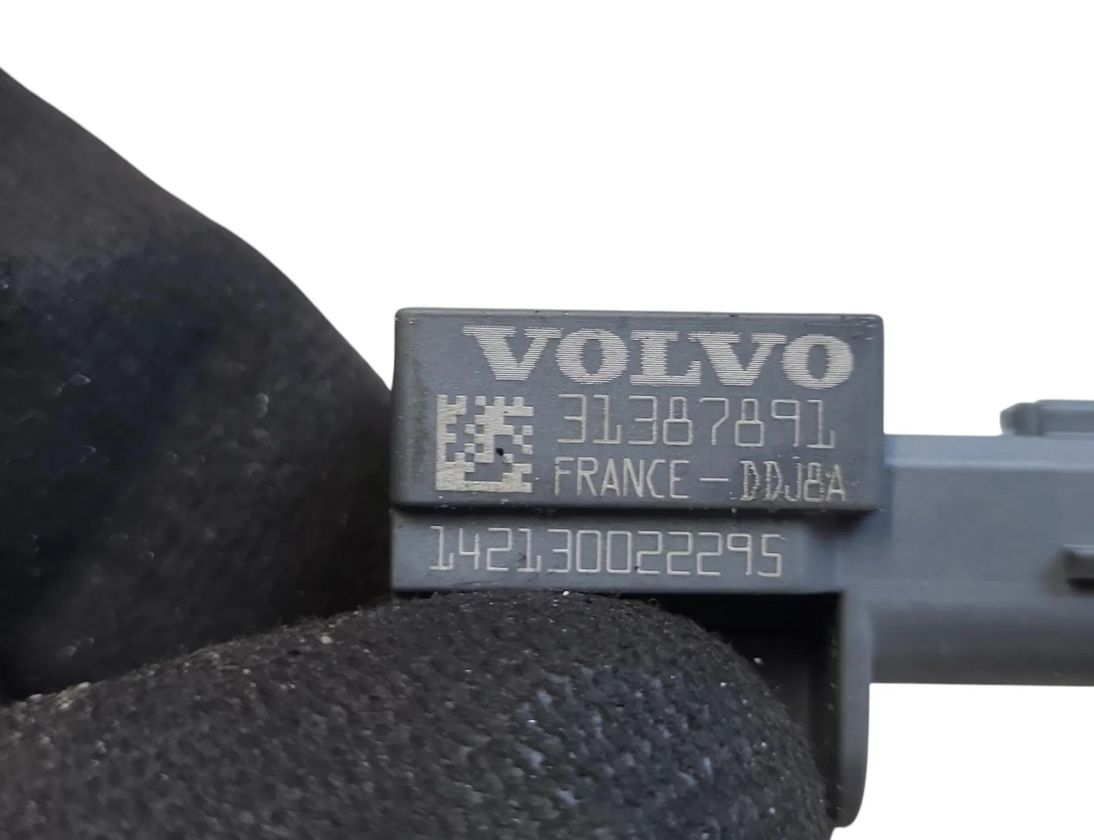 VOLVO V40 Cross Country 1 generation (2012-2020) Right Side Impact Sensor 31387891 29761860
