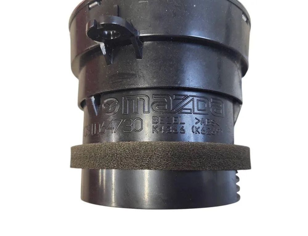 MAZDA 6 GH (2007-2013) Вентиляционные отверстия в приборной панели GS1D64730 30707647