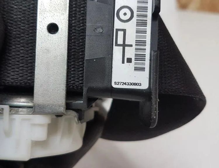 BMW 3 Series F30/F31 (2011-2020) Pravý predný bezpečnostný pás 34078319D 31010383