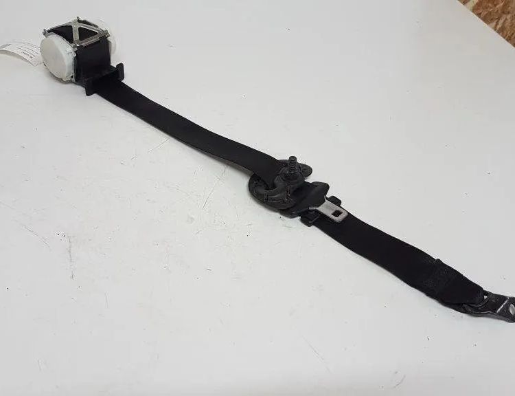 BMW 3 Series F30/F31 (2011-2020) Pravý predný bezpečnostný pás 34078319D 31010383