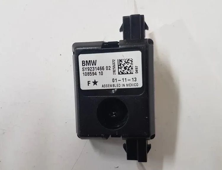 BMW 3 Series F30/F31 (2011-2020) Bootlid Antenna Amplifier SY923146602 31010632