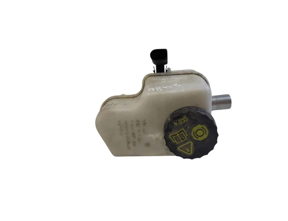 VOLKSWAGEN Golf 7 generation (2012-2024) Рабочий тормозной цилиндр 5QE611301 31239544