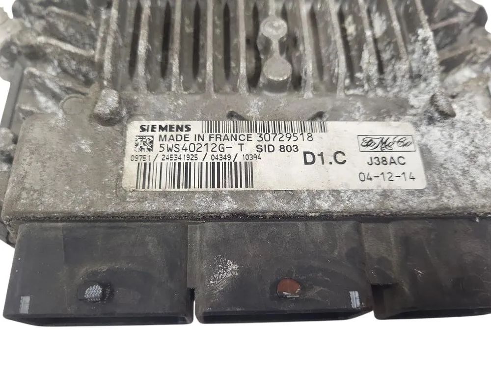 VOLVO V50 1 generation (2003-2012) Engine Control Unit ECU 30729518 31261371