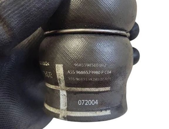 PEUGEOT 508 1 generation (2010-2020) шланг радиатора интеркулера 9685598580 31515500