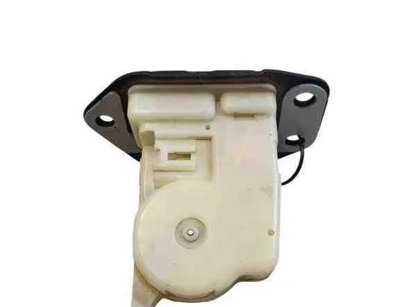 RENAULT Koleos 1 generation (2008-2016) Tailgate Boot Lock 32569864