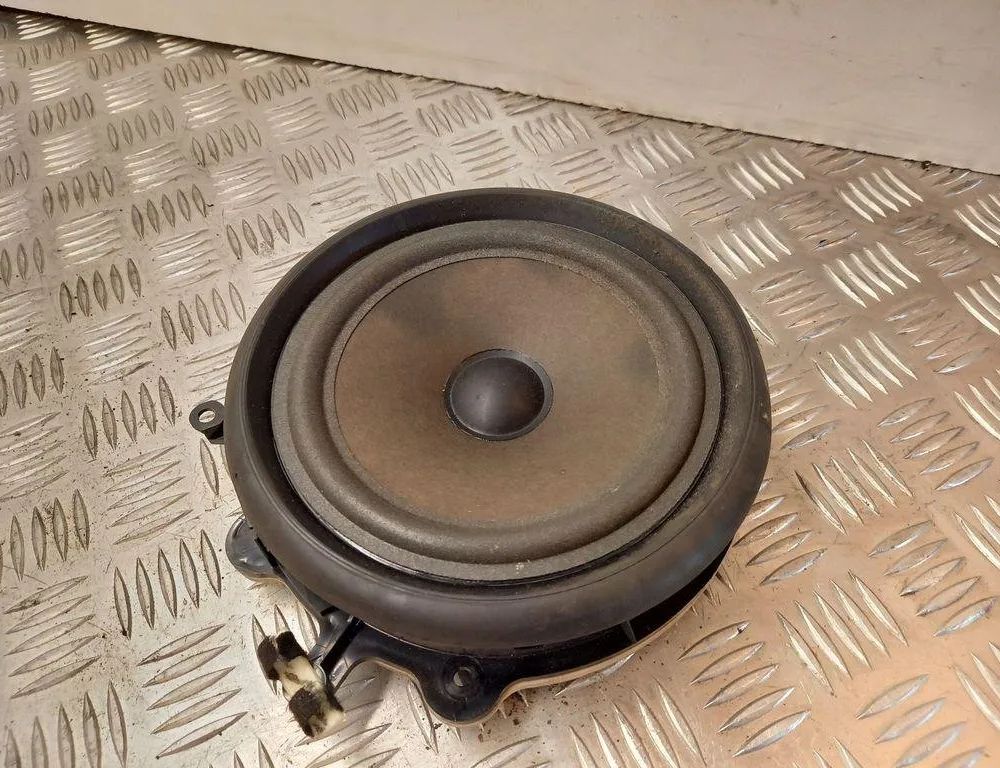 AUDI A4 B7/8E (2004-2008) Front Left Door Loudspeaker 8E0035411 30538243