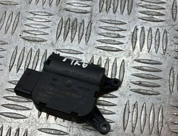 VOLKSWAGEN Golf 8 generation (2019-2023) Клапаны управления внутренним подогревом 1K0907511 30542742