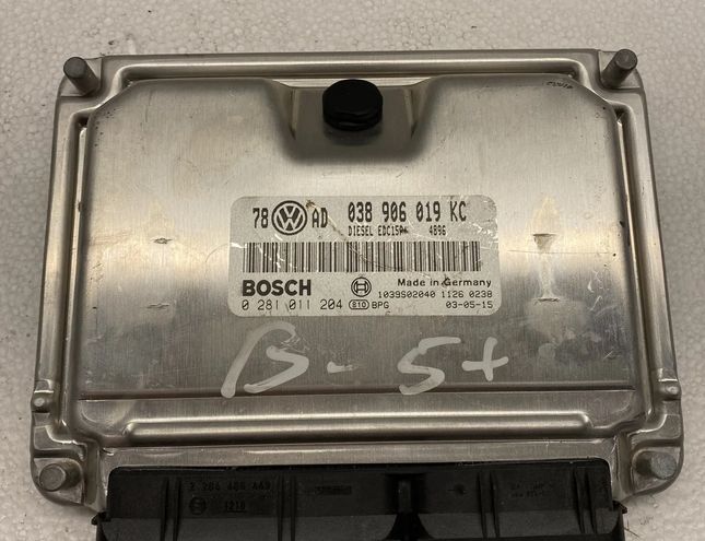 VOLKSWAGEN Passat B5 (1996-2005) Engine Control Unit ECU 038906019KC,0281011204 17060128