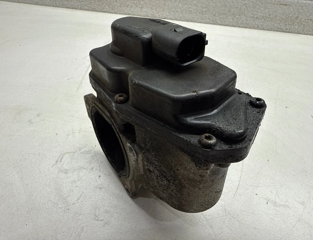 AUDI A4 B7/8E (2004-2008) EGR Valve 03L131501G 32203506