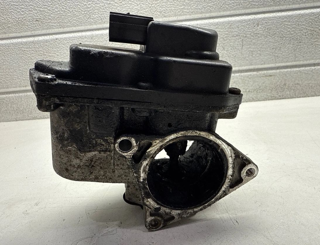 AUDI A4 B7/8E (2004-2008) EGR Valve 03L131501G 32203506