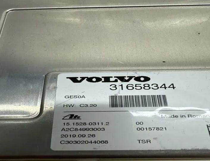 VOLVO XC90 2 generation (2014-2024) Active suspension control unit 31658344 27446578