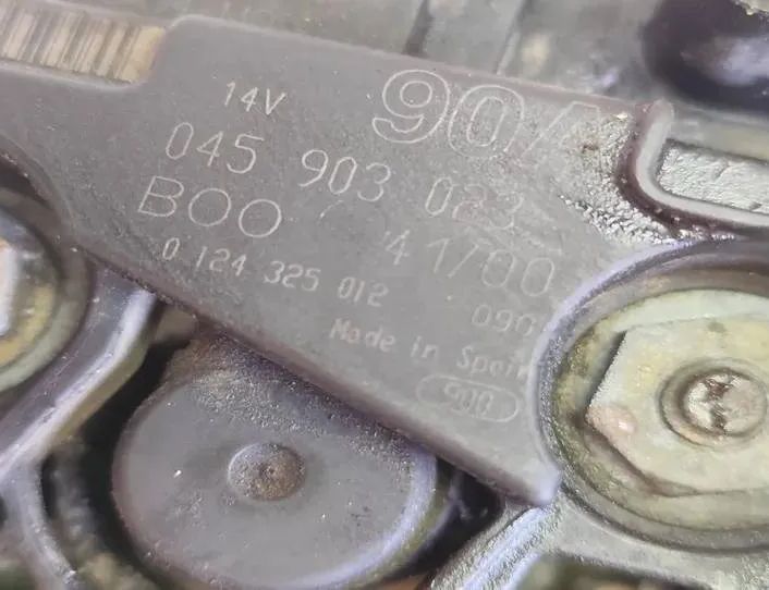 VOLKSWAGEN Polo 4 generation (2001-2009) Alternátor 045903023,0124325012 27163513