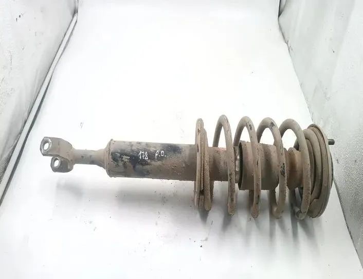 AUDI A6 C5/4B (1997-2004) Pravý predný tlmič nárazov 27170611