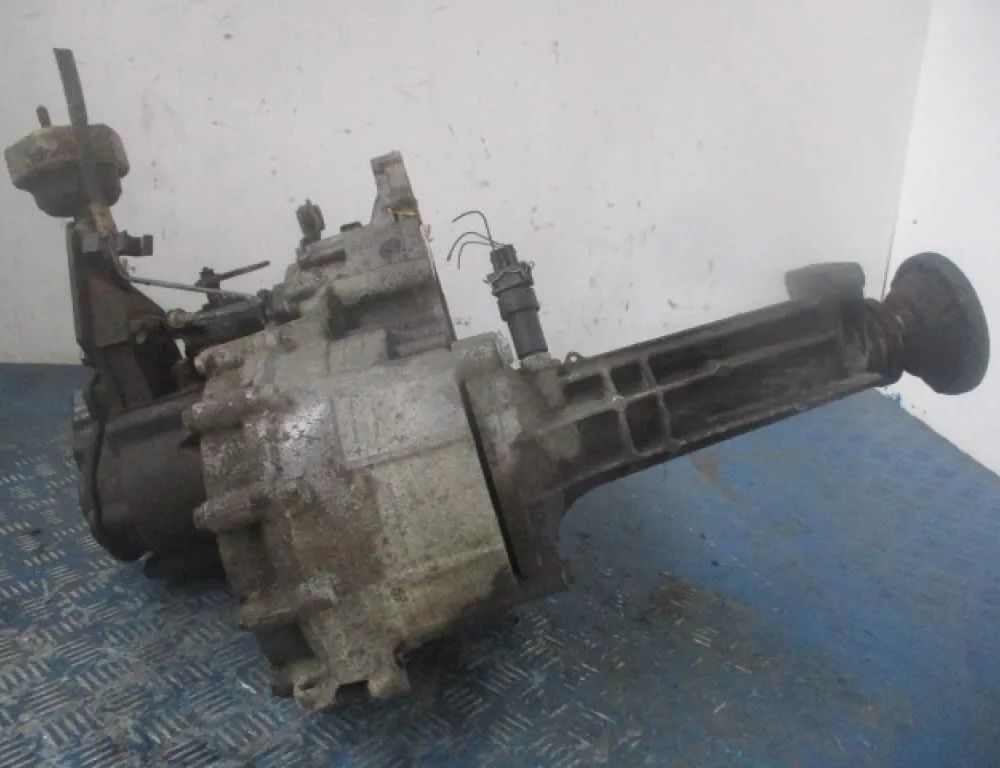 VOLKSWAGEN Transporter T4 (1990-2003) Gearbox 27670600