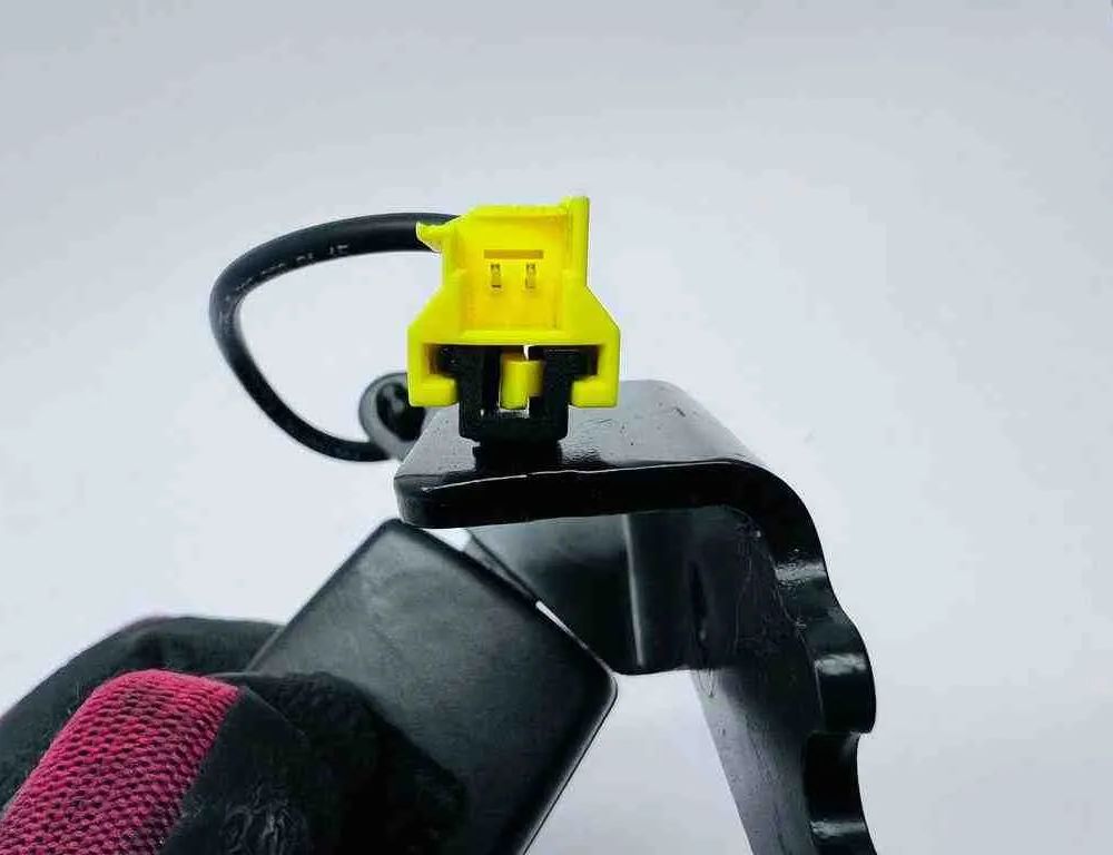 MERCEDES-BENZ C-Class W204/S204/C204 (2004-2015) Застежка сиденья задняя левая A2048600969 32735163