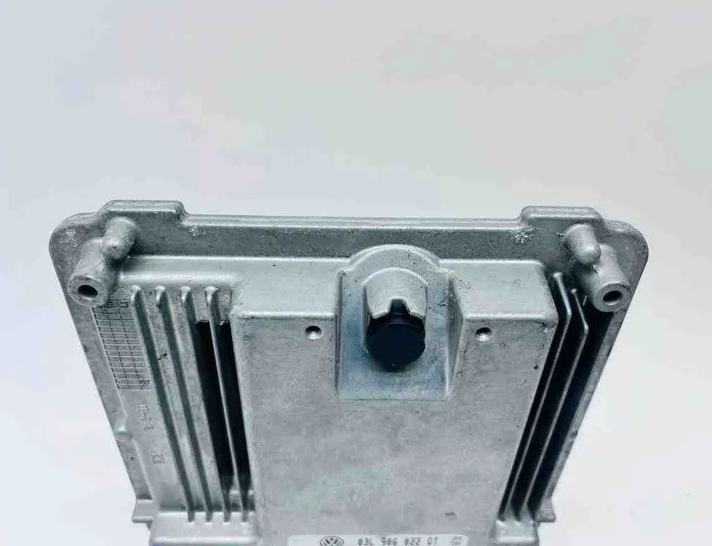 VOLKSWAGEN Tiguan 1 generation (2007-2017) Riadiaca jednotka motora 0281015192,03L906022G,03L906022GT 32736147