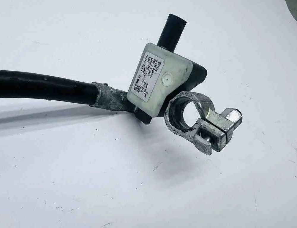 AUDI A5 8T (2007-2016) Отрицательный кабель аккумулятора 8K0915181 32736271